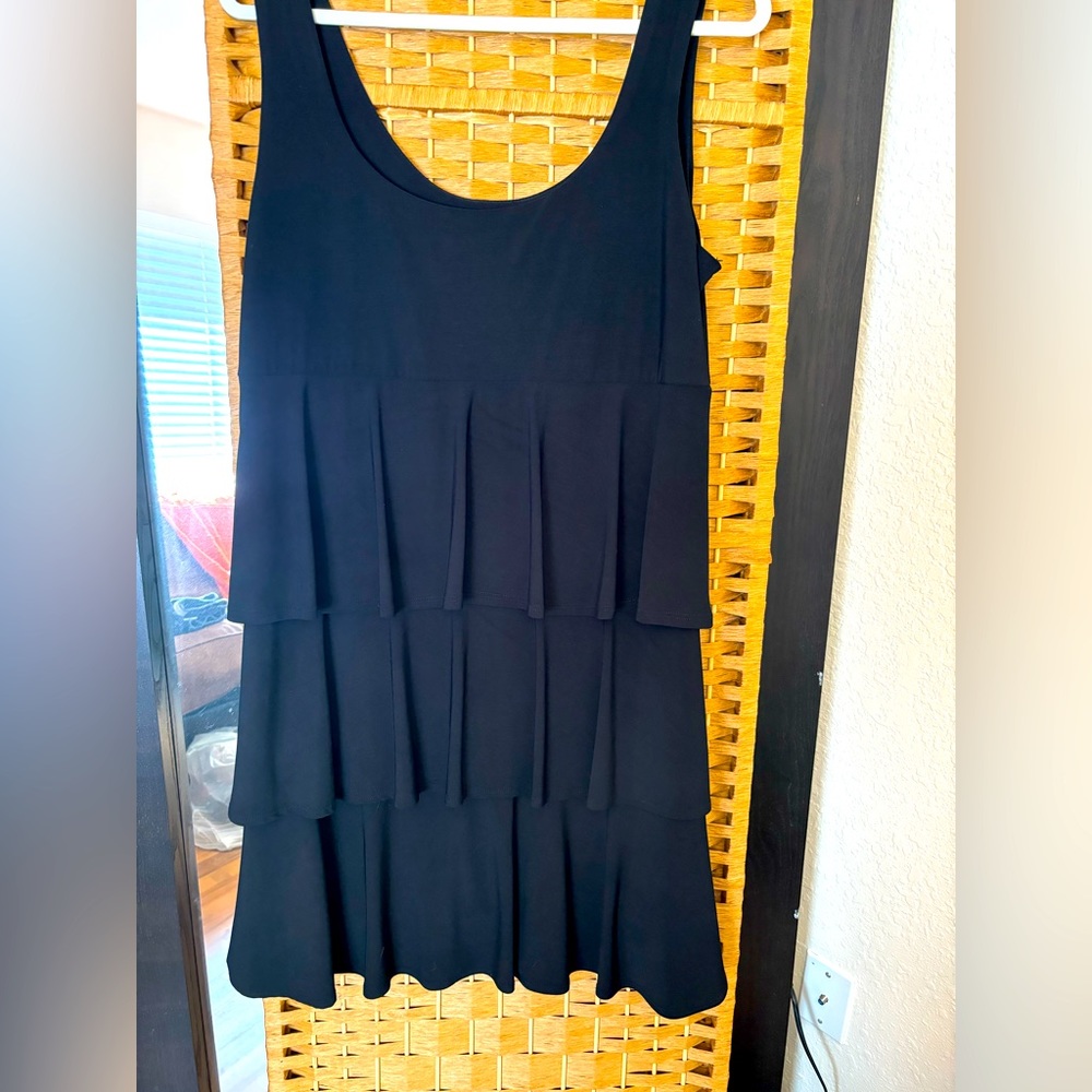 Tiana B Black Dress Size Large Pullover Beautiful Layering